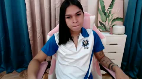 Snapshot of ursweet_zeviixx chatting on 8, 2, 2025 ursweet_zeviixx online show from 8, 2, 2025