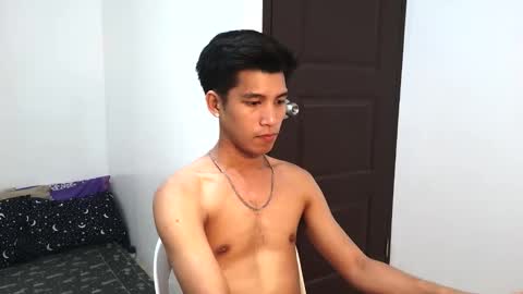 ursweetie_boy online show from 25, 3, 2026