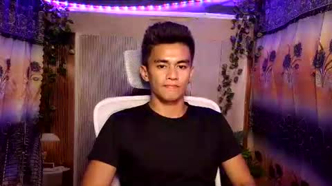 urwild_fuckerxx online show from 28, 4, 2026