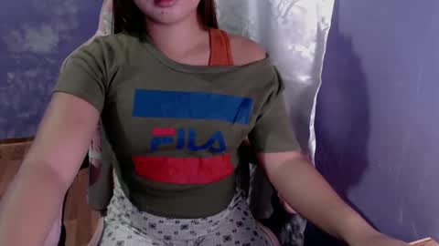 urwildslutty17 online show from 22, 11, 2025