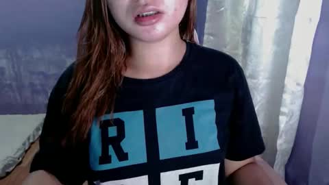 urwildslutty17 online show from 28, 11, 2025