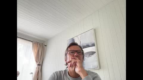 Snapshot of usablemale chatting on 8, 9, 2025 P online show from 8, 9, 2025