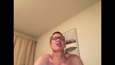 Snapshot of usablemale chatting on 24, 9, 2025 P online show from 24, 9, 2025