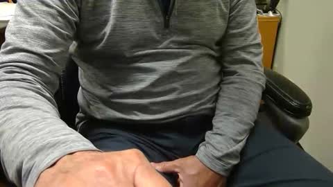 useemie online show from 3, 11, 2025