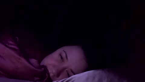 usefulhole online show from 1, 11, 2025