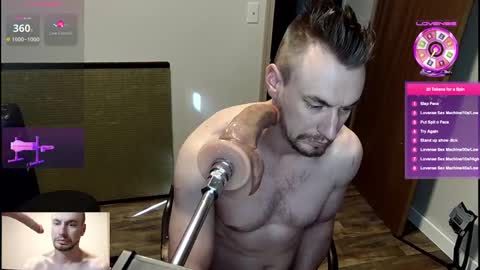 Snapshot of usemythroat664034 chatting on 16, 9, 2025 MalcolmRW online show from 16, 9, 2025