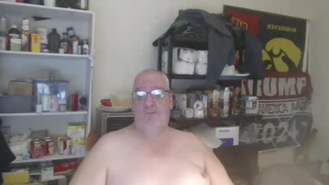 Snapshot of usgoober chatting on 1, 1, 2025 Eric online show from 1, 1, 2025