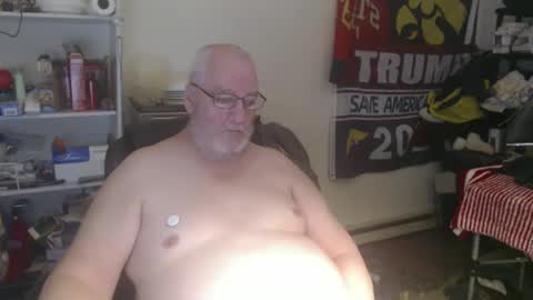 Snapshot of usgoober chatting on 23, 2, 2025 Eric online show from 23, 2, 2025