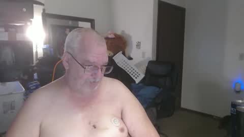 Snapshot of usgoober chatting on 13, 4, 2026 Eric online show from 13, 4, 2026