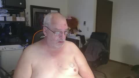 Snapshot of usgoober chatting on 16, 4, 2026 Eric online show from 16, 4, 2026