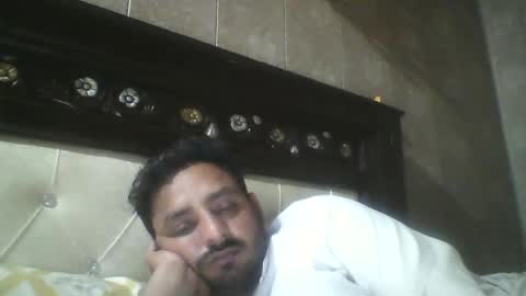 Snapshot of usman184 chatting on 12, 3, 2025 Mian184 online show from 12, 3, 2025