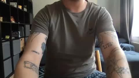 Snapshot of uwantitno chatting on 19, 2, 2025 uwantitno online show from 19, 2, 2025