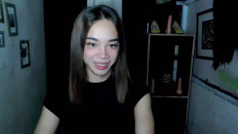 Snapshot of uxie_mew chatting on 29, 10, 2025 Ahn Chiyo online show from 29, 10, 2025