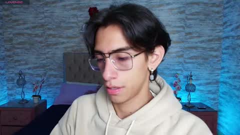 UYUKIE online show from 24, 3, 2026