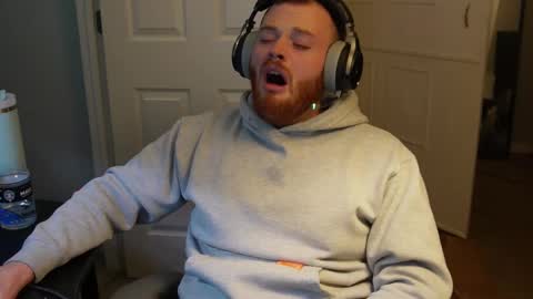 Snapshot of v_for_veng chatting on 6, 10, 2025 v_for_veng online show from 6, 10, 2025