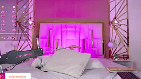 Snapshot of vaaleriee_miller_ chatting on 15, 11, 2025 valeriee miller online show from 15, 11, 2025