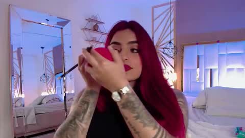 Snapshot of vaaleriee_miller_ chatting on 27, 11, 2025 valeriee miller online show from 27, 11, 2025