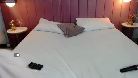 Snapshot of vaaleriee_miller_ chatting on 1, 12, 2025 valeriee miller online show from 1, 12, 2025