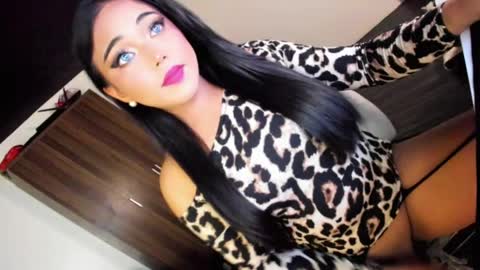 JESS - DONT FORGET TO FOLLOW ME AND GIVE ME THUMBS UP online show from 7, 6, 2026