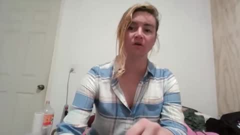 Snapshot of vagimosa chatting on 3, 11, 2025 vagimosa online show from 3, 11, 2025