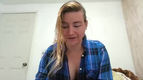 Snapshot of vagimosa chatting on 8, 11, 2025 vagimosa online show from 8, 11, 2025