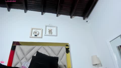 vahioleth  online show from 19, 2, 2025