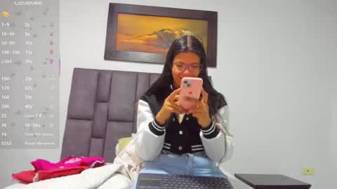Vahiolet smith online show from 28, 6, 2026