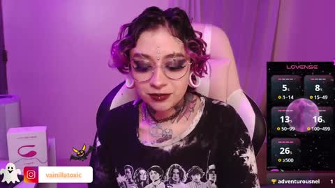 Snapshot of vainilla_l chatting on 5, 1, 2025 Vainilla Independent model online show from 5, 1, 2025