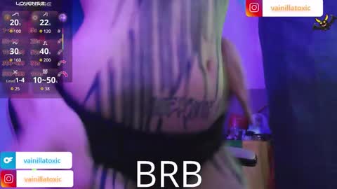 Vainilla Independent model online show from 9, 2, 2026