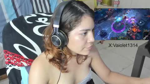 Snapshot of vaioletuwu chatting on 26, 1, 2025 Vaiolet1314 online show from 26, 1, 2025