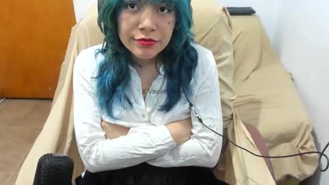 Snapshot of vaioletuwu chatting on 10, 10, 2025 Vaiolet1314 online show from 10, 10, 2025