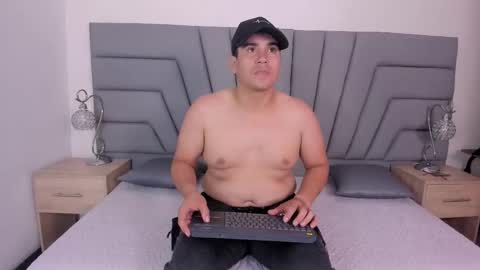 Samantha y Matt online show from 5, 10, 2025