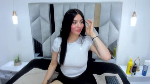 VALENTINA online show from 2, 12, 2024