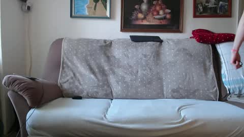 Snapshot of valemer chatting on 4, 3, 2025 Cheating Slut online show from 4, 3, 2025