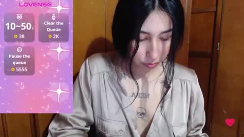 Snapshot of valen_tina33 chatting on 28, 4, 2026 Valentina online show from 28, 4, 2026