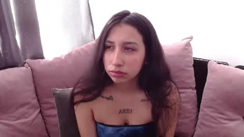 Snapshot of valen_tina33 chatting on 20, 5, 2026 Valentina online show from 20, 5, 2026