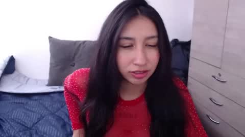 Snapshot of valen_tina33 chatting on 28, 5, 2026 Valentina online show from 28, 5, 2026