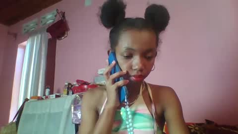 Snapshot of valencia302364 chatting on 6, 1, 2025 valencia302364 online show from 6, 1, 2025