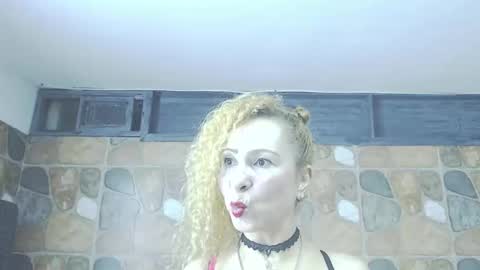 Katyy Love online show from 9, 5, 2026
