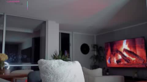 valenthinoking online show from 2, 2, 2026