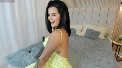 valentina robertson online show from 8, 5, 2026