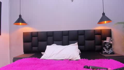 Valentina  Dolls online show from 12, 9, 2025