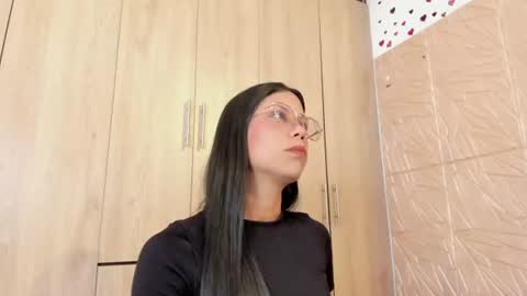 Snapshot of valentina_evans222 chatting on 7, 8, 2026 Valentina Evans online show from 7, 8, 2026