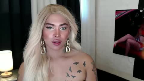 Snapshot of valentina_goddess_tsxxx chatting on 10, 12, 2024 Amanda online show from 10, 12, 2024
