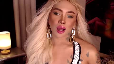 Snapshot of valentina_goddess_tsxxx chatting on 15, 12, 2024 Amanda online show from 15, 12, 2024
