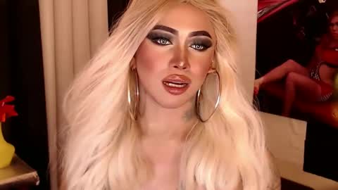 Snapshot of valentina_goddess_tsxxx chatting on 23, 12, 2024 Amanda online show from 23, 12, 2024