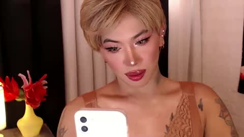 Snapshot of valentina_goddess_tsxxx chatting on 5, 1, 2025 Amanda online show from 5, 1, 2025