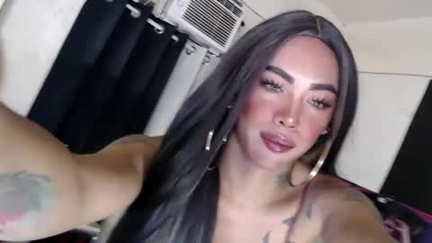Snapshot of valentina_goddess_tsxxx chatting on 14, 1, 2025 Amanda online show from 14, 1, 2025