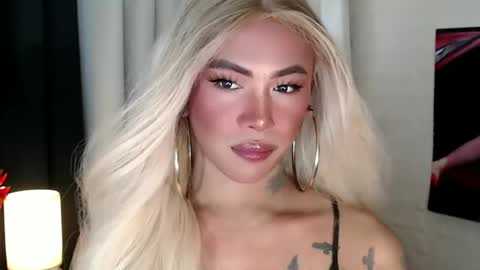 Snapshot of valentina_goddess_tsxxx chatting on 15, 1, 2025 Amanda online show from 15, 1, 2025