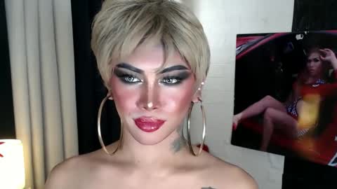 Snapshot of valentina_goddess_tsxxx chatting on 21, 1, 2025 Amanda online show from 21, 1, 2025